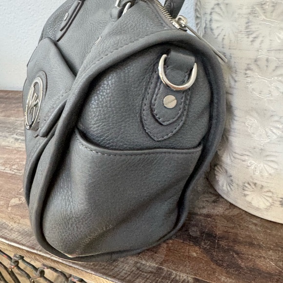 MICHAEL Michael Kors Margo medium satchel. Grey with silver hardware.  EUC. - Picture 3 of 10
